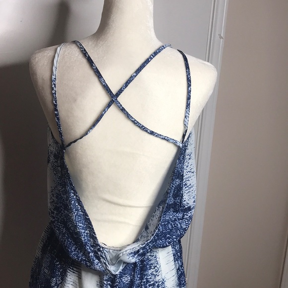 blue & white snake print strappy romper - Picture 4 of 5